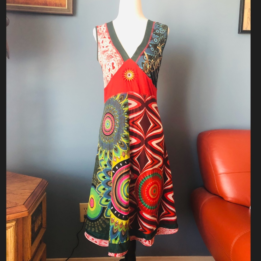 Desigual V-neck sleeveless colorful dress VGUC